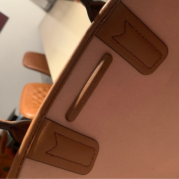 New Michael Kors Jodie Small Jacquard Logo Tote Bag - Picture 5 of 6